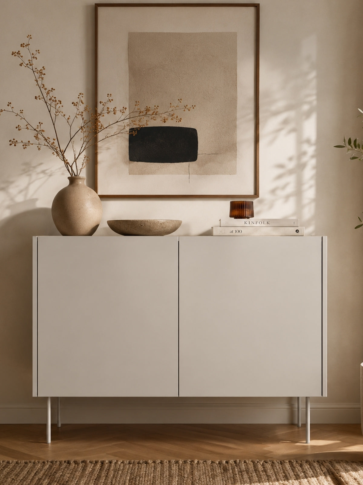 Komoda Desin 120 cm se dvěma dveřmi kasmírová barva s deskou dub Nagano, moderní design