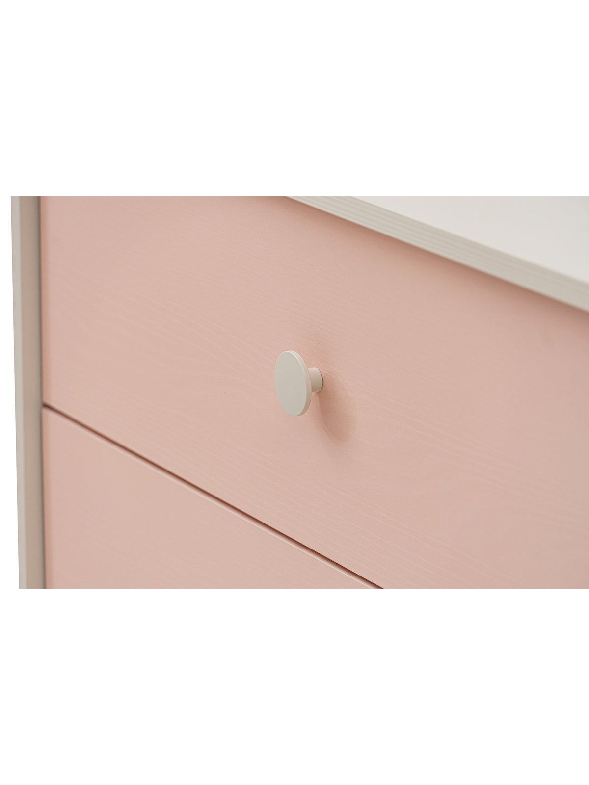 Dětská komoda Marla 120 cm s růžovým předním panelem millenial pink detail úchytu