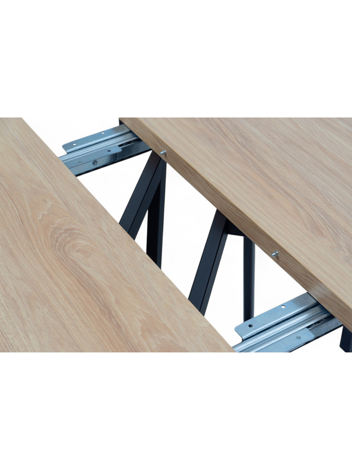 Rozkládací kulatý stůl Cedrus Linear 95/150 cm dub hikora černý rám detail mechanismu