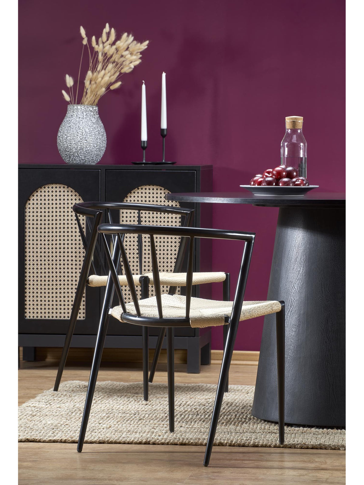 Černý kulatý stůl Ventoza 120 cm s MDF deskou a nohami