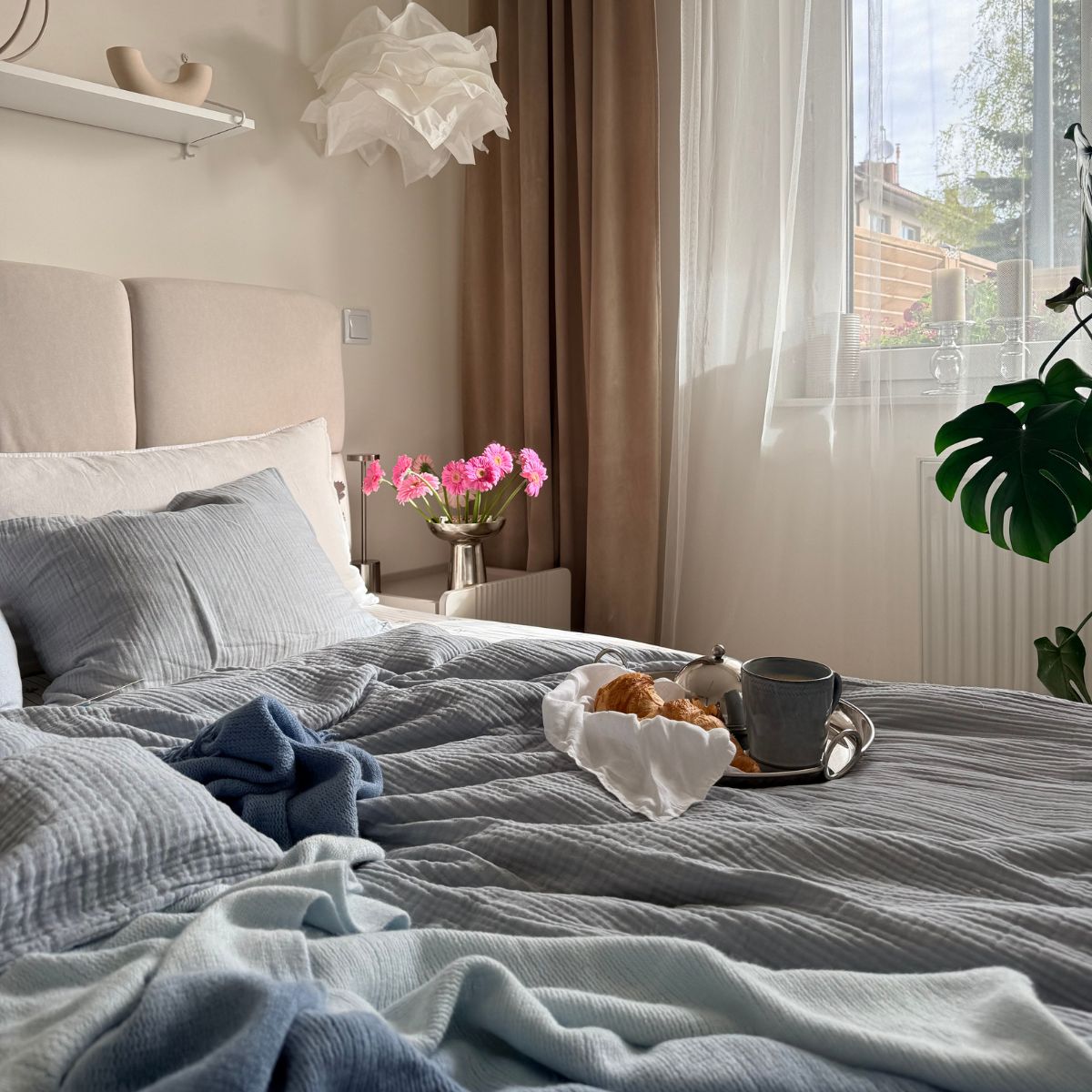 160×200 cm alebo 180×200 cm? Posteľ, ktorá premení vašu spálňu na oázu pokoja