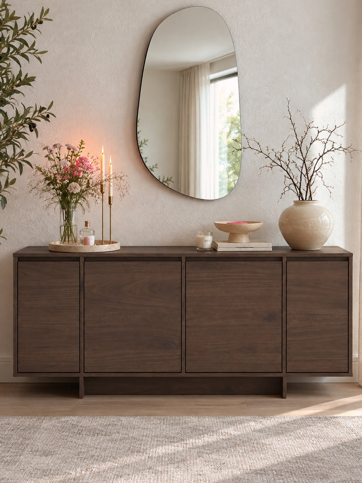 Čtyřdveřová komoda Zolia 180 cm na soklu barva orzech elegant