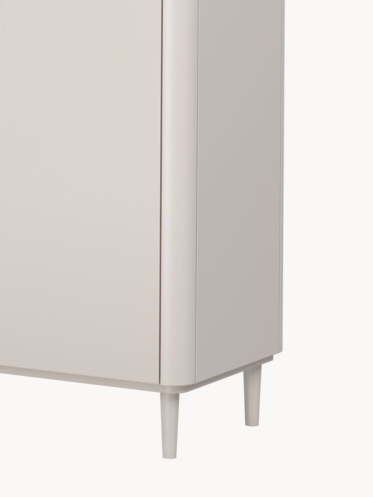 Komoda Elivo 150 cm v barvě kaszmir s zaobleným předním panelem a nohami