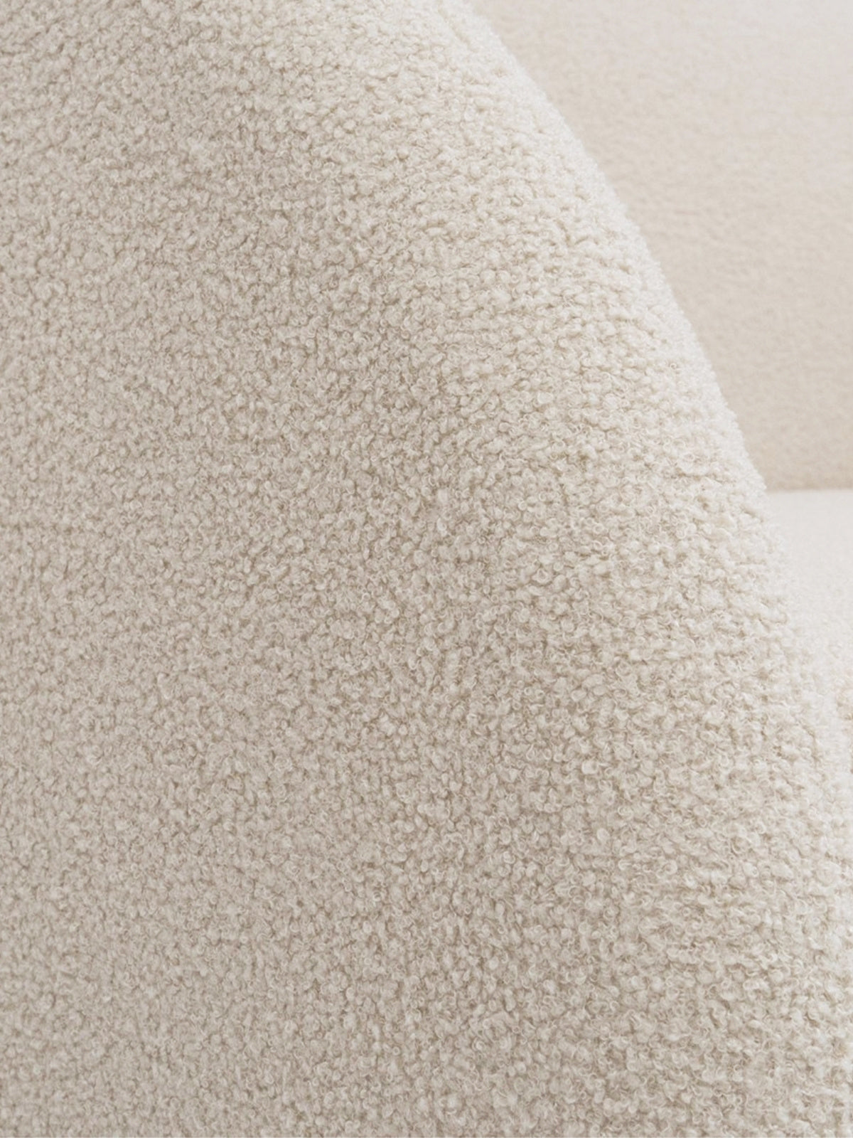 Rozkládací pohovka Nubi 120 cm s světlým béžovým boucle potahem, detail materiálu