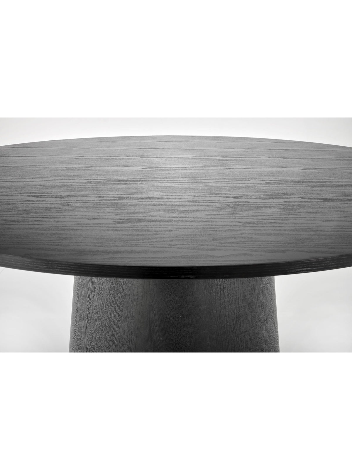 Černý kulatý stůl Ventoza 120 cm pohled na desku a nohu