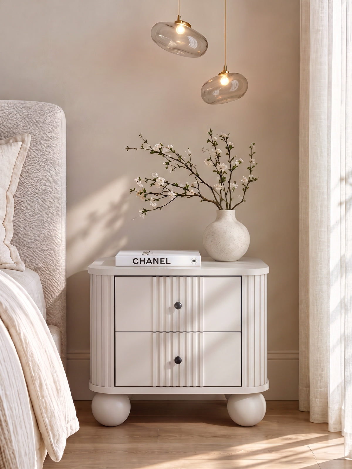 Komplet szafek nocnych Vesper 56 cm - kašmír / černá Úchytky / Nohy kule